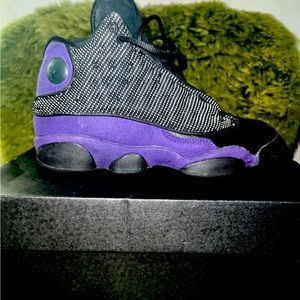 Nike Air Jordan Retro 13 Black Court Purple White Used grade school 7y